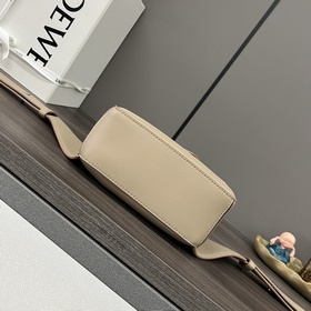 LOEWE New Classic Puzzle Waist Bag