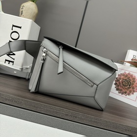 LOEWE New Edition New Style Small Clas