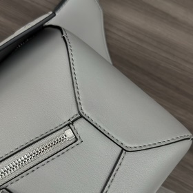 LOEWE New Edition New Style Small Clas