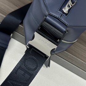 LOEWE Классическая сумка-слинг из теля