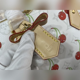 Эксклюзивная аутентичная реплика сумки