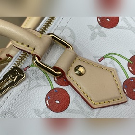 Эксклюзивная аутентичная реплика сумки