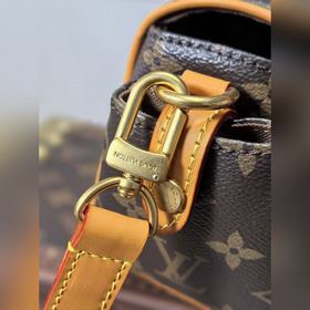M14742 ] Эта мини-сумочка Cargo из кол