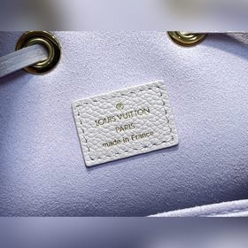 M25675 Светло-фиолетовая сумка-ведро и