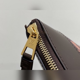 M40813 Кофейно-коричневый кожаный клат