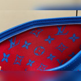 M14692 Синяя сумочка Pochette Voyage У