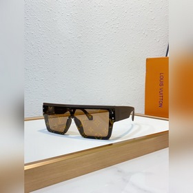 LOUIS VUITTON  МОДЕЛЬ： Z1583E