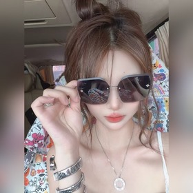 LOUIS VUITTON МОДЕЛЬ： Z1860U РАЗМЕР： 6