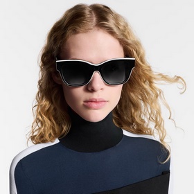 LOUIS VUITTON МОДЕЛЬ： Z2645U РАЗМЕР： 5