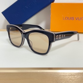 LOUIS VUITTON МОДЕЛЬ： Z2645U РАЗМЕР： 5