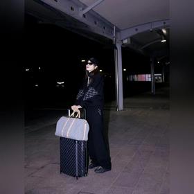LOUIS VUITTON МОДЕЛЬ： Z2686U РАЗМЕР： 5
