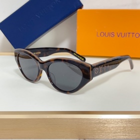 LOUIS VUITTON МОДЕЛЬ： Z2686U РАЗМЕР： 5