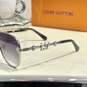 LOUIS VUITTON МОДЕЛЬ： Z2026U РАЗМЕР： 5