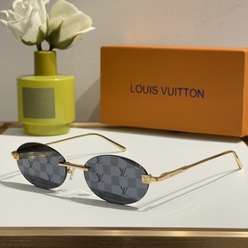 LOUIS VUITTON  МОДЕЛЬ： Z2193U  РАЗ