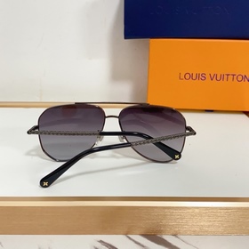 LOUIS VUITTON  МОДЕЛЬ： Z1300E  Раз
