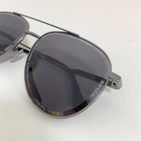 LOUIS VUITTON МОДЕЛЬ： Z2607U..  Ра