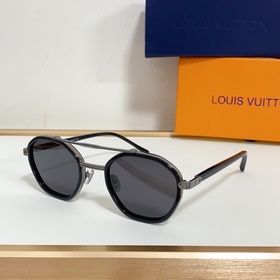 LOUIS VUITTON  LV Signature Round 
