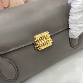 MIUMIU Осень/Зима 24 Новая коллекция с