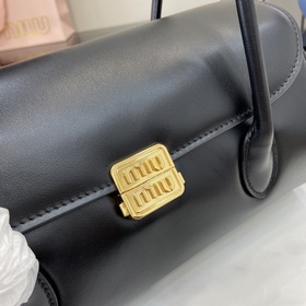 MIUMIU Осень/Зима 24 Новая коллекция с