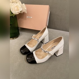 MiuMiu 2026 Весна/Лето новинка  Туфл