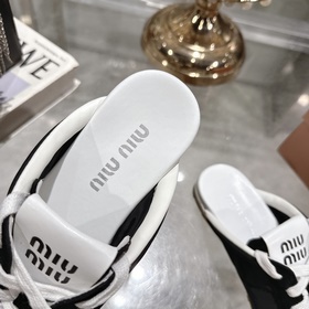 Предвесенняя коллекция Miu 25SS： мокас