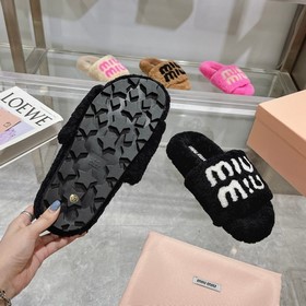 MIUMIU Классические осенне-зимние тапо