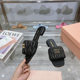 miumiu2026ss Весна/Лето Новые плоские 