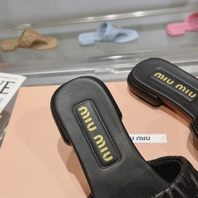miumiu2026ss Весна/Лето Новые плоские 