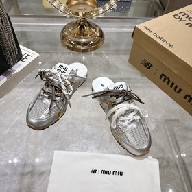 Слипоны New Balance x MIU  Эти слипо