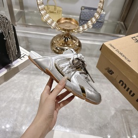 Слипоны New Balance x MIU  Эти слипо