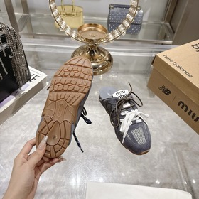 Слипоны New Balance x MIU  Эти слипо