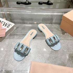 MiuMiu 2026 Весна/Лето Новинка： сандал