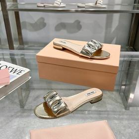 MiuMiu 2026 Весна/Лето Новинка： сандал