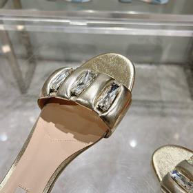 MiuMiu 2026 Весна/Лето Новинка： сандал