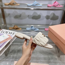 miumiu2026ss Весна/Лето Новые плоские 