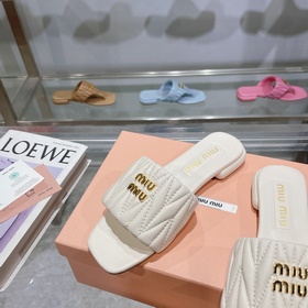 miumiu2026ss Весна/Лето Новые плоские 