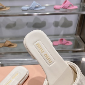 miumiu2026ss Весна/Лето Новые плоские 