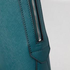 Бутик MONTBLANC одновременно запускает