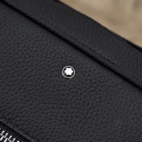 Mont Blanc — новейшая мужская сумка дл
