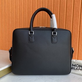 Montblanc — новейшая мужская сумка для