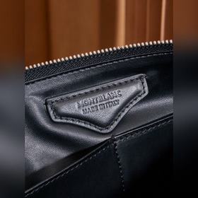 Мужской кожаный клатч Montblanc Meiste