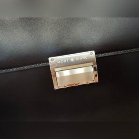 Новейший стиль 2026 года： портфель Mon