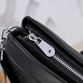 Montblanc — новейшая мужская сумка для