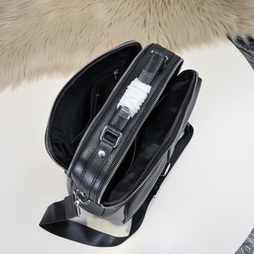 Montblanc — новейшая мужская сумка чер