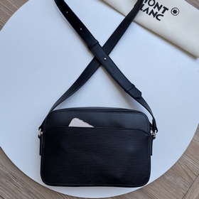 Новинка： сумка Montblanc International