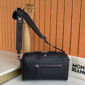 Мягкая кожаная сумка Montblanc из колл