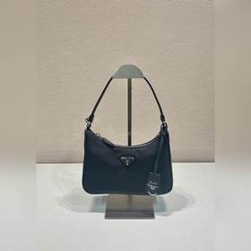 Сумка D-ring Upgrade Hobo 1N204M с бел
