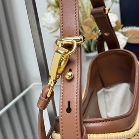 [Premium Authentic] Модель 1BC202 Эт