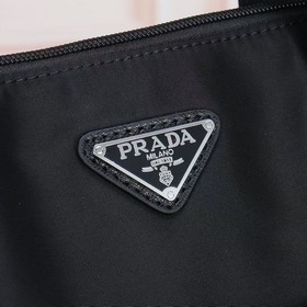 PRADA — новейшая мужская сумка Prada,