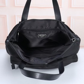 PRADA — новейшая мужская сумка Prada, 